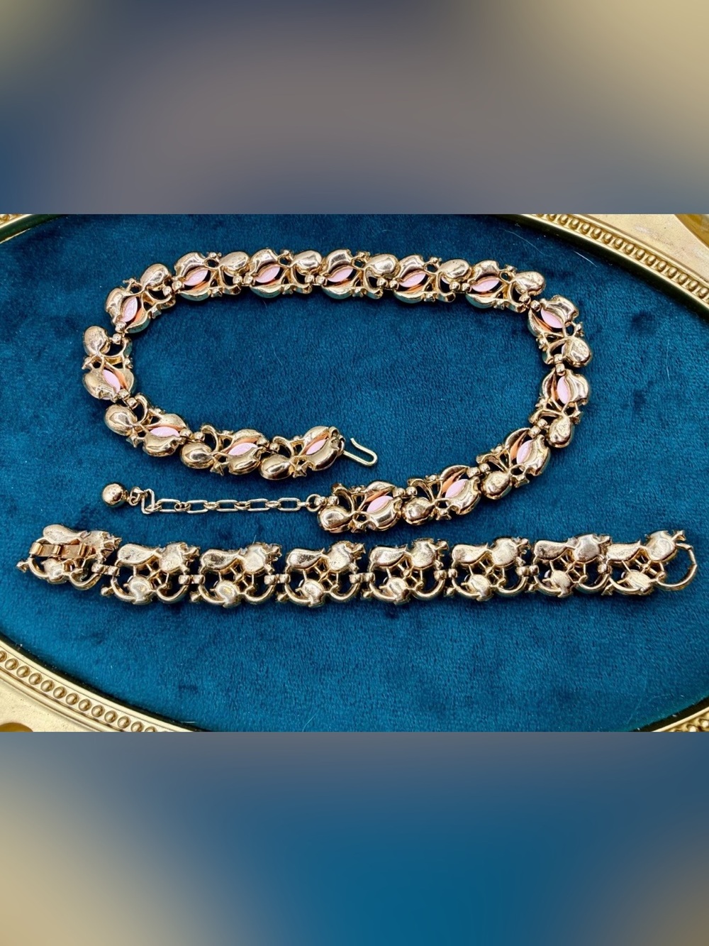 Signed Crown Trifari Pink Cabochon Rhinestone Jewelry Set - Picture 3 of 12